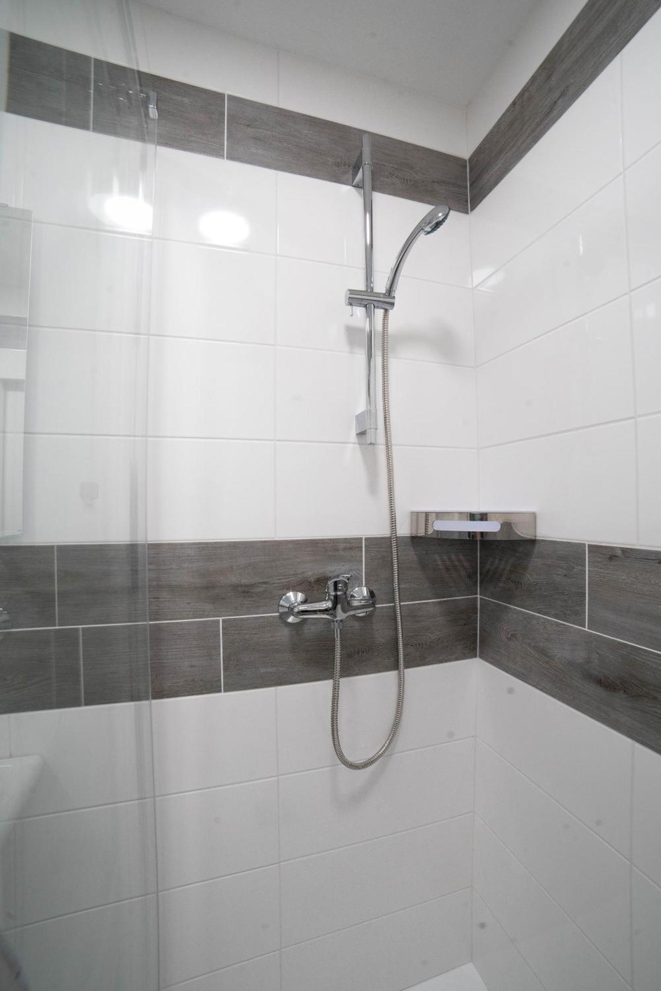 Apartments Katarina ปราก ภายนอก รูปภาพ